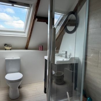 La salle de bain de la maison de Sarah et Brian